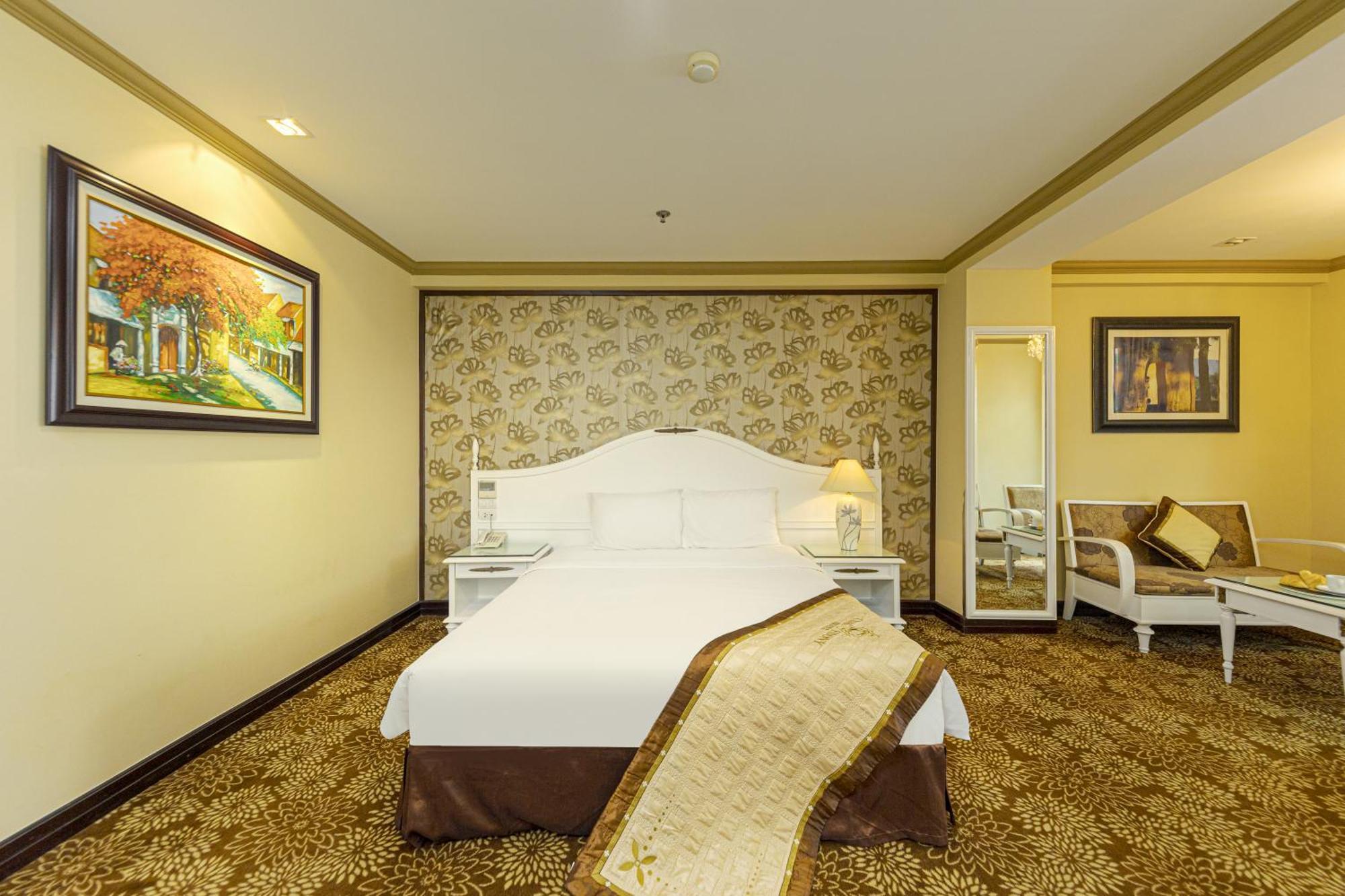 Chalcedony Grand Hotel Hanoi Exterior photo